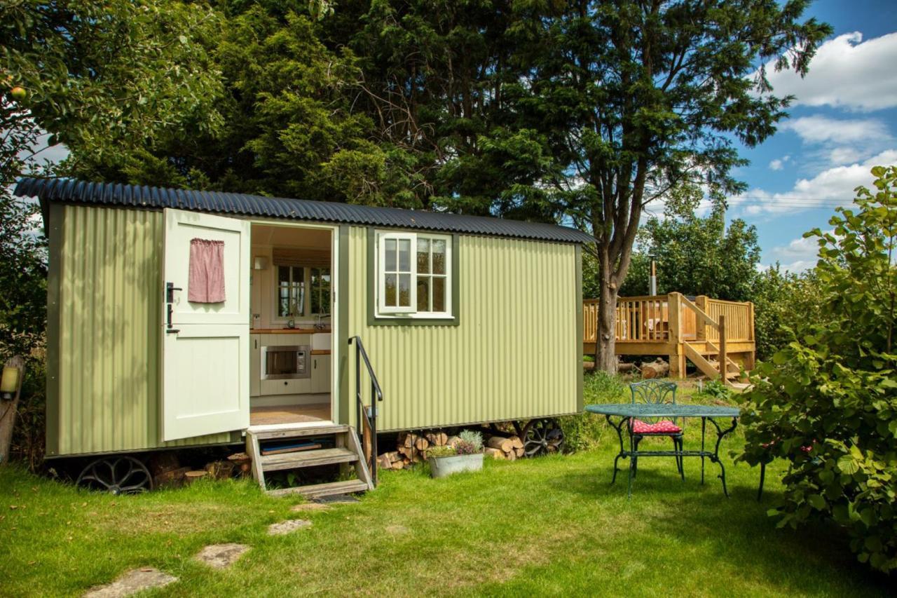 Abbey Farm Glamping & Cottage 테임 외부 사진