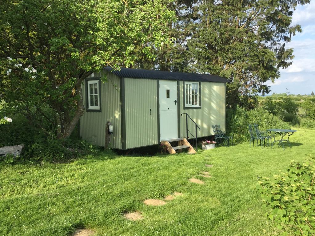 Abbey Farm Glamping & Cottage 테임 외부 사진